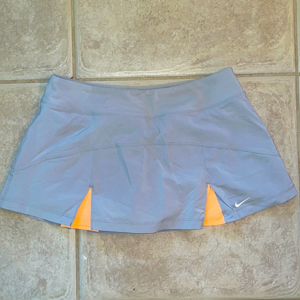 Nike Dri-Fit Womens Medium Skort for Tennis